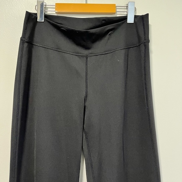 MEC Black Flared Stretch Pants Women’s L | Made in Canada - Picture 7 of 11